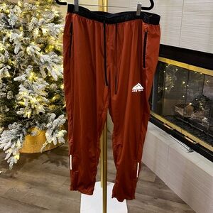 Nike Trail Run Pants